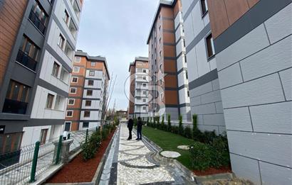 KİRALIK DUBLEKS DAİRE 3+2 SİTE İÇİN'DE HAVALİMANI/METROYA YAKIN