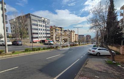 CB'DEN CUMHURİYET MAHALLESİNDE CADDE ÜZERİ SATILIK İŞYERİ