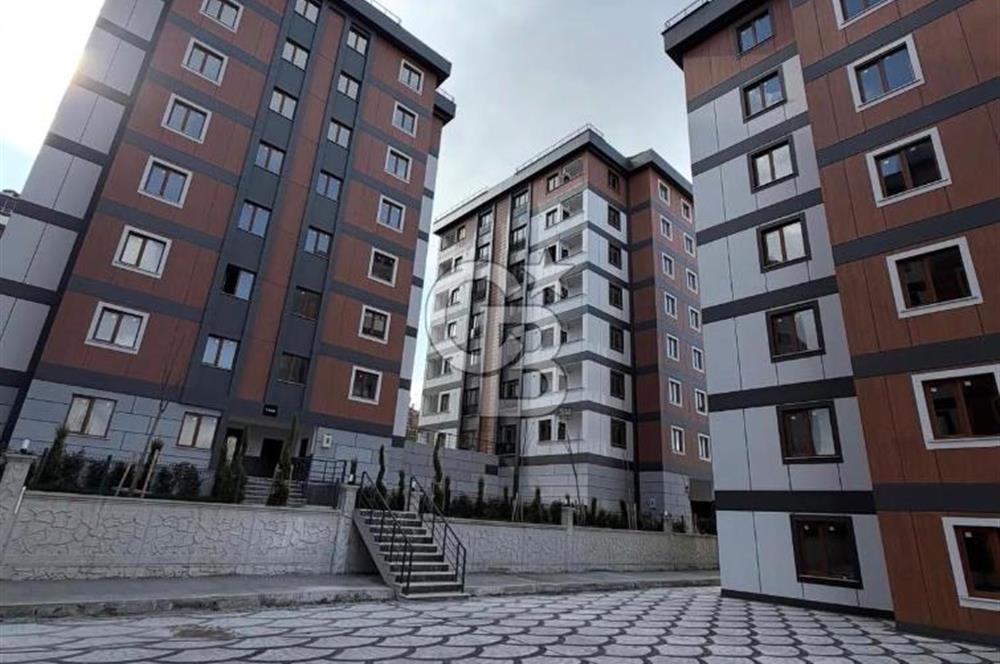 KİRALIK DUBLEKS DAİRE 3+2 SİTE İÇİN'DE HAVALİMANI/METROYA YAKIN