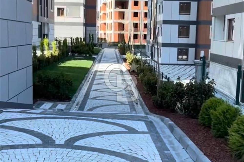 KİRALIK DUBLEKS DAİRE 3+2 SİTE İÇİN'DE HAVALİMANI/METROYA YAKIN