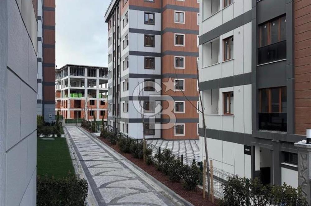 KİRALIK DUBLEKS DAİRE 3+2 SİTE İÇİN'DE HAVALİMANI/METROYA YAKIN