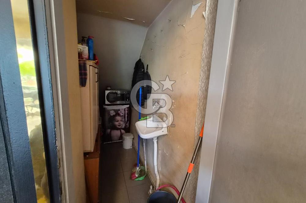 İZMİT İNÖNÜ CADDESİ ÜZERİNDE ÖZEL DEKORLU 160 M2 SATILIK DÜKKAN