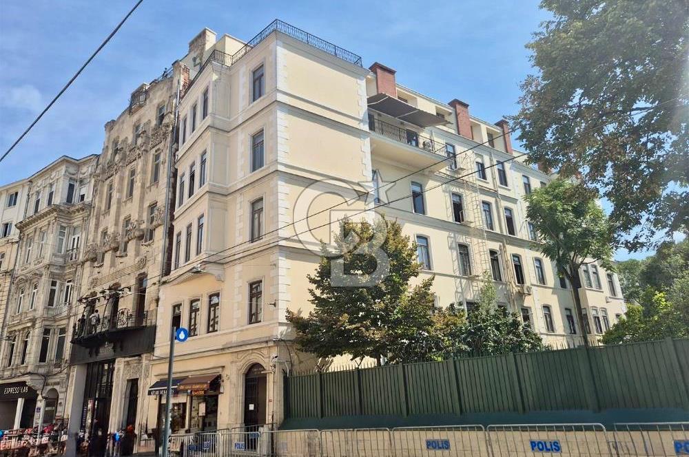 İSTİKLAL CADDESİ UNION HANDA KİRALIK PRESTİJLİ OFİS 190 M²
