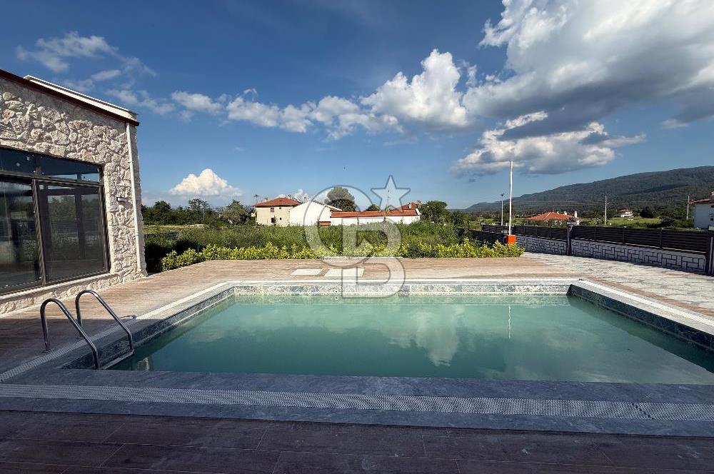 MUĞLA ULA GÖKOVA DA SATILIK VİLLA!