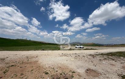 KUSUNLARIN EN GÜZEL BÖLGESİN DE SATILIK 500 M2 ARSA