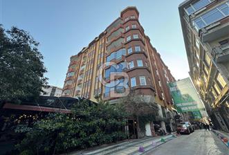 İZMİT KENT MEYDANI SİTE İÇİ OTOPARKLI 500M2 SATILIK ÇATI DUBLEKS - 1 - 348183