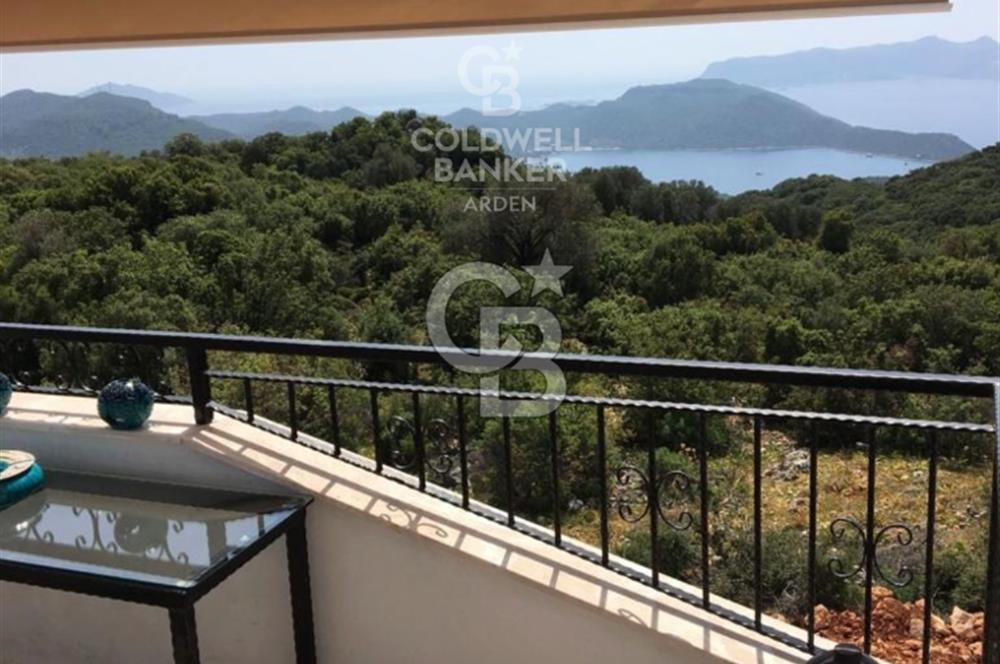 ANTALYA KAŞ DA CB ARDEN DEN FULL DENİZ MANZARALI SATILIK DUBLEKS