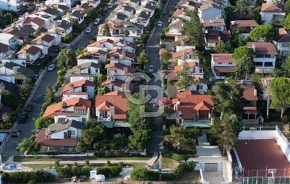 SİLİVRİ SELİMPAŞA FİLİZKENT'TE 3+1 EŞSİZ SATILIK VİLLA