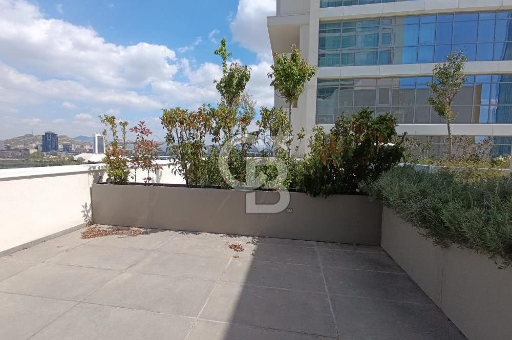 MERKEZ ANKARA'DA TERASLI ŞEHİR MANZARALI 1+1 SATILIK DAİRE