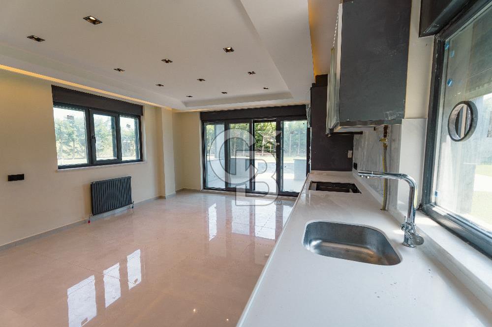Türkobada Havuzlu Lüks Villa | Müstakil & Güvenlikli