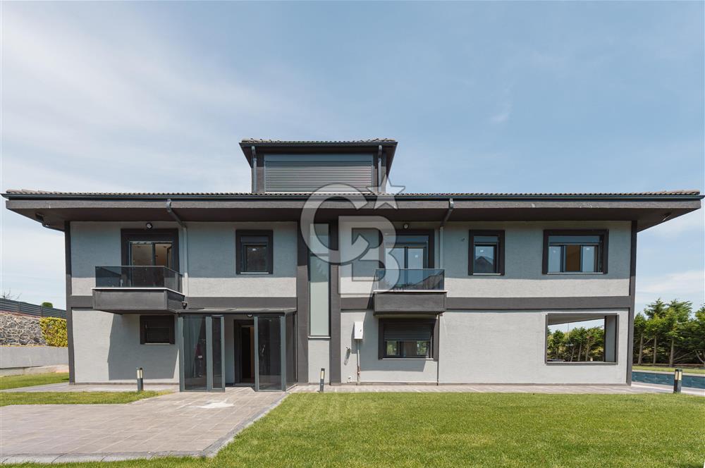 Türkobada Havuzlu Lüks Villa | Müstakil & Güvenlikli