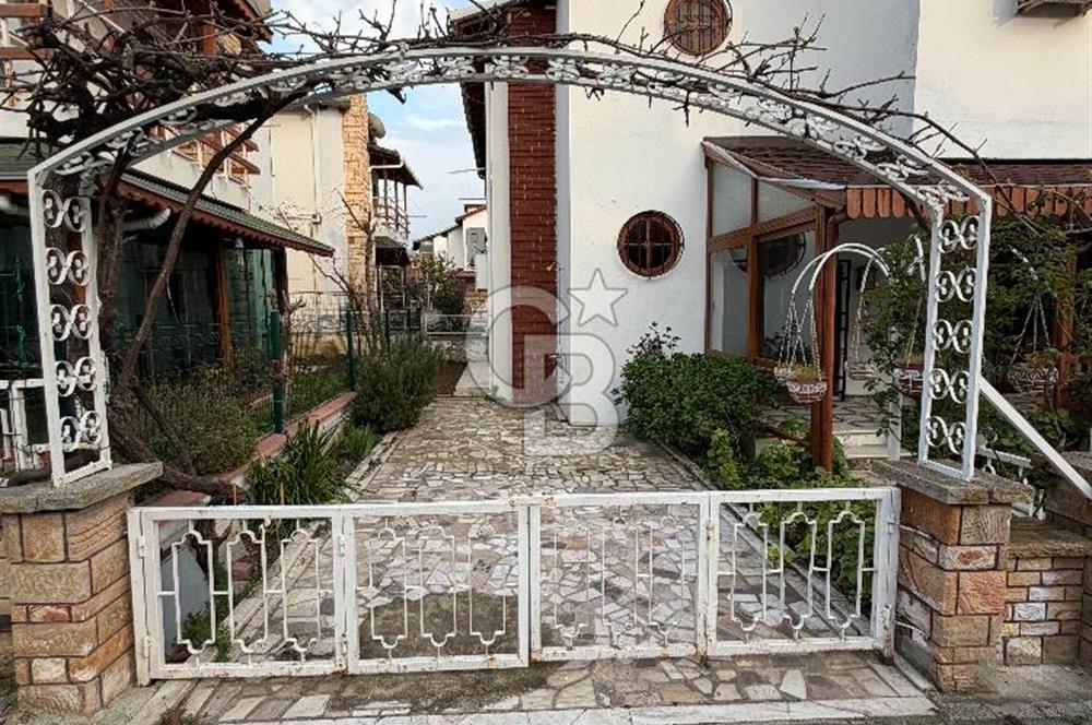 SİLİVRİ SELİMPAŞA FİLİZKENT'TE 3+1 EŞSİZ SATILIK VİLLA