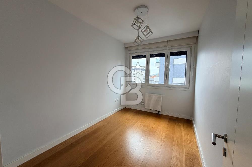     Bağdat Caddesi İlk Paralelde Prestijli Kiralık 3+1