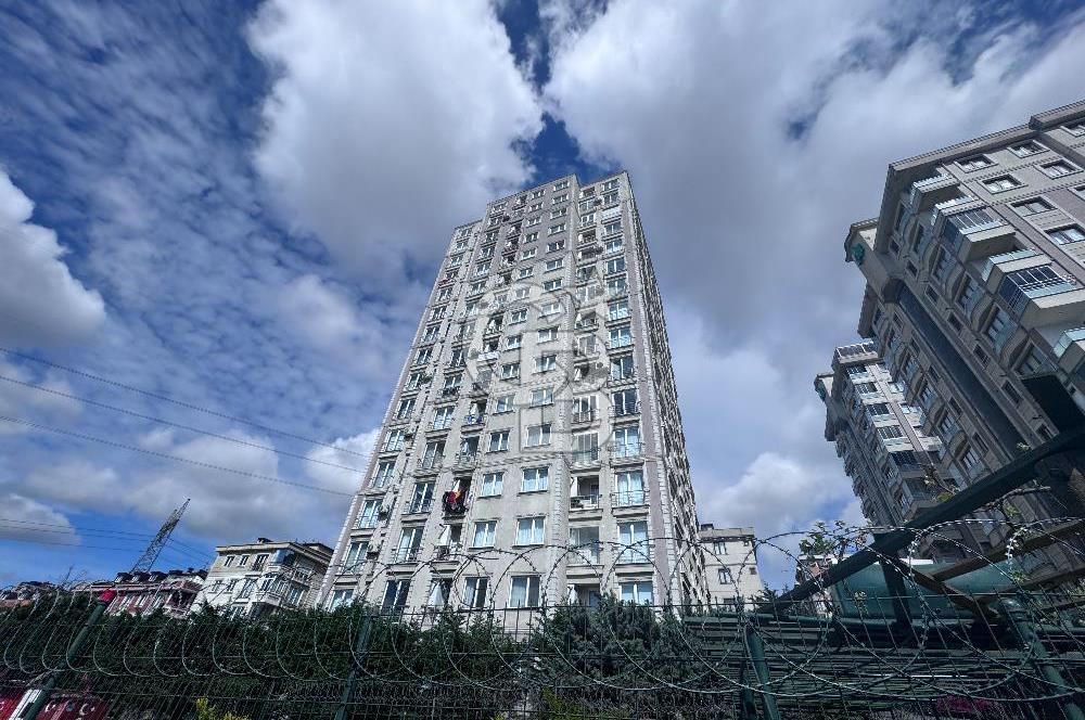 Ümraniye Çamlık Karaman Towers Finans Merkezine Komşu2+1 Satılık Daire
