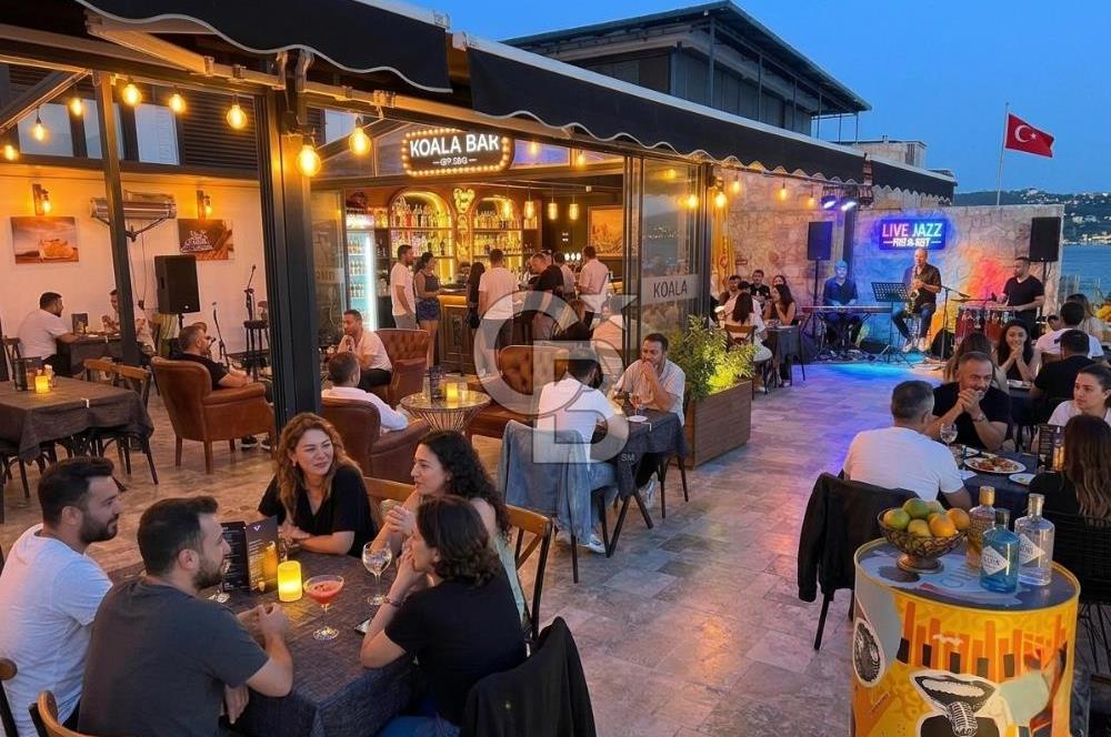 Akarca’da Eşi Benzeri Yok: Denize Sıfır +Geniş ön Kullanımlı Ticari Mülk!