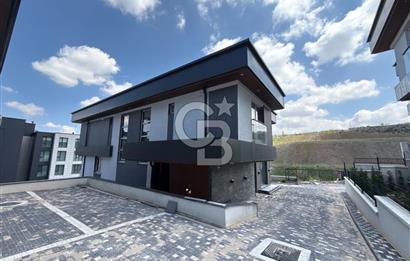 SAKA VİLLA SİTESİNDE SATILIK 6+2 VİLLA