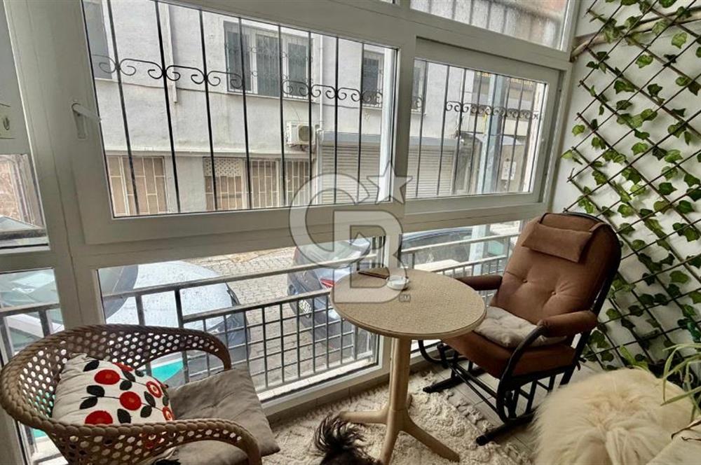 KARŞIYAKA SAHİLE YÜRÜME MESAFESİNDE DOĞALGAZLI 3+1 SATILIK DAİRE