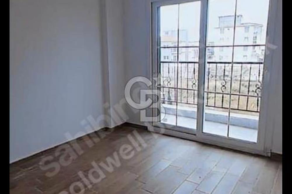 Seferihisar Merkezde Satılık 2+1 Doğalgazlı Daire