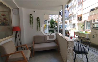 Bostanlı Merkez'de Devirli Kiralık Dükkan 