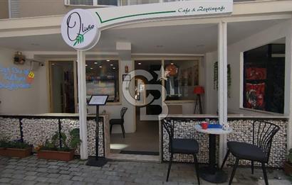 Bostanlı Merkez'de Devirli Kiralık Dükkan 