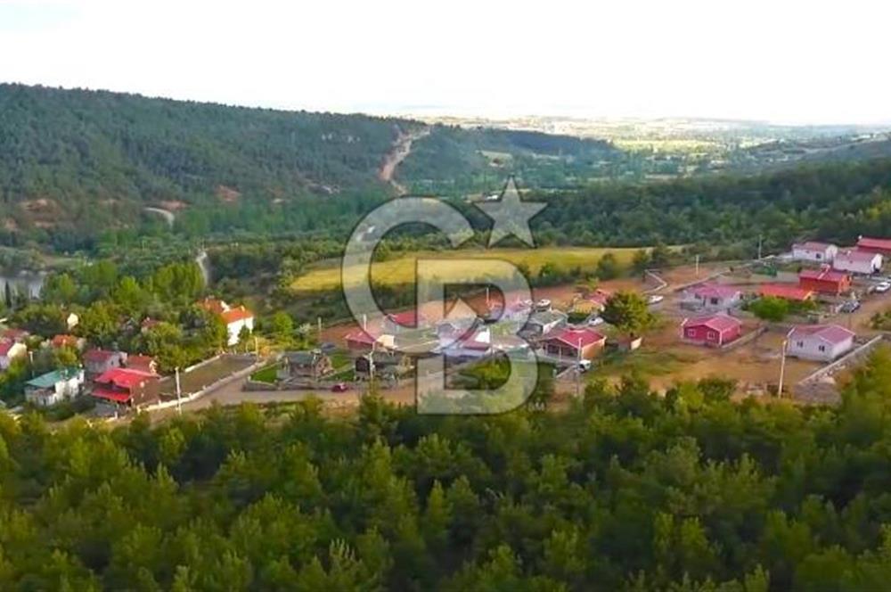 TAYİN NEDENİYLE ACİL UYGUN FİYAT'LA İMARLI GÖL MANZARALI ARSA