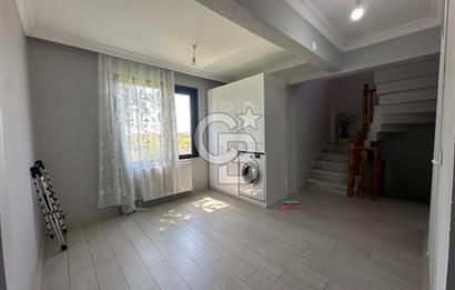 GÜMÜŞYAKA'DA SATILIK 5+1 EŞYALI YAZLIK