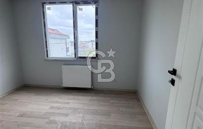 ARNAVUTKÖY TAŞOLUK'TA SATILIK BİNA 3+1 DAİRELİ