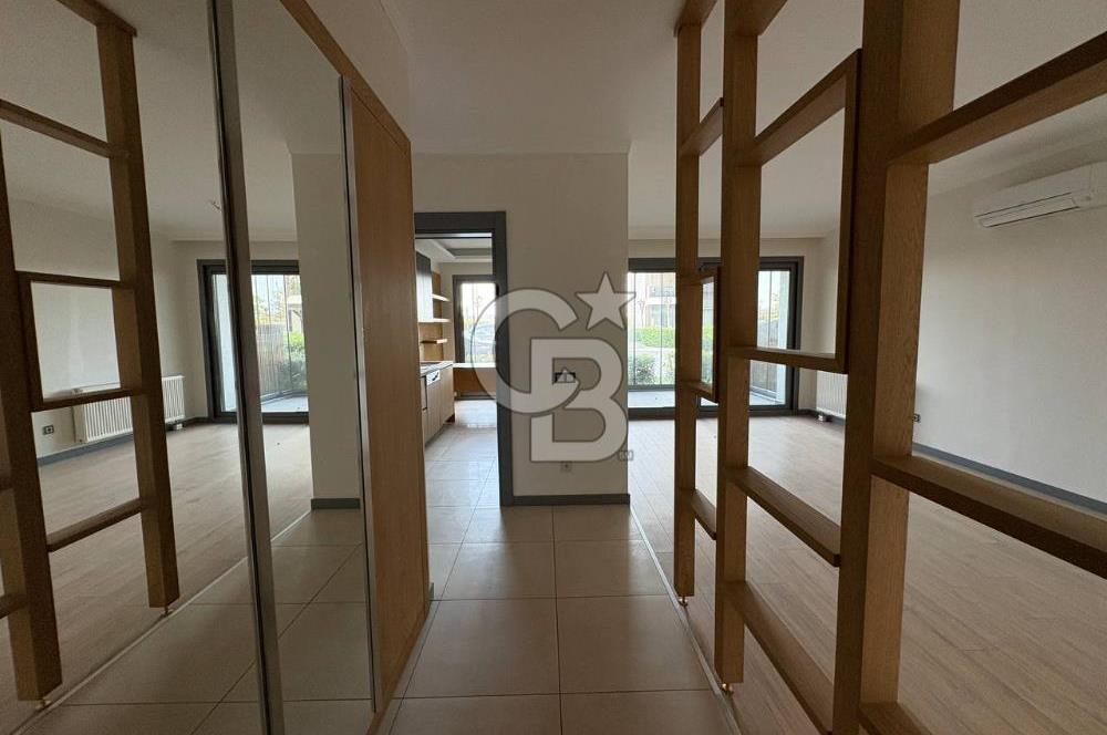 Ataşehir Modernde Büyük Tip Satılık 2+1 Daire