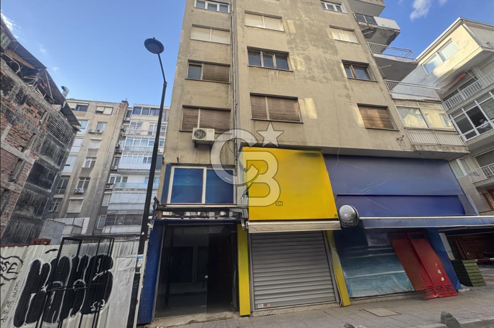 Alsancak 2. Kordonda 40 m² Batar katlı Ulaşım Noktalarına Yakın
