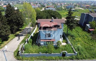 GÜMÜŞYAKA'DA SATILIK 5+1 EŞYALI YAZLIK