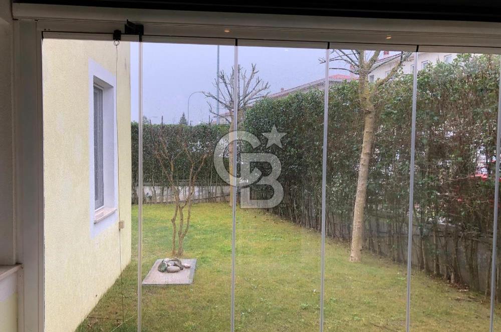 Bahçeşehir'e Komşu Donanımlı Sitede Köşe Konumda Dubleks Villa