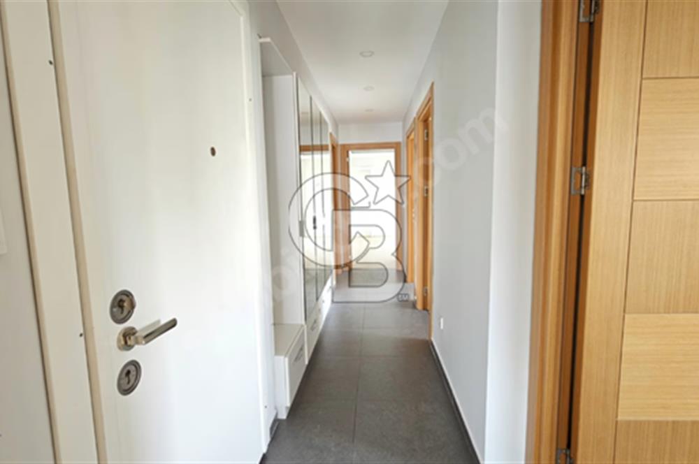 Suadiye'de Yeni Binada 100 m2 Net 3+1 Kiralık Fırsat Daire