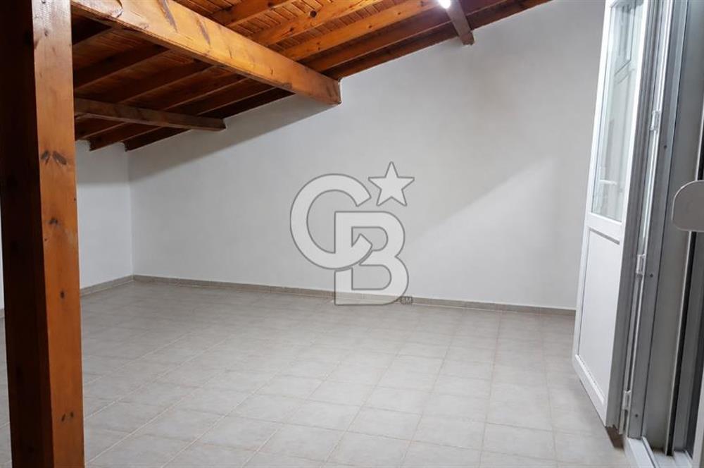 ÇEŞME DALYAN DENİZ MANZARALI SATILIK VİLLA