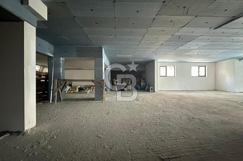 Market, Showroom, Kurumsal Firmalara Uygun 600M2 Kiralık Dükkan