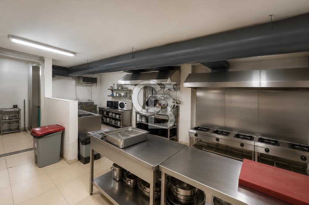 Forbes Caddesinde 300 m² Hazır Kurulu Devren Kiralık İşletme
