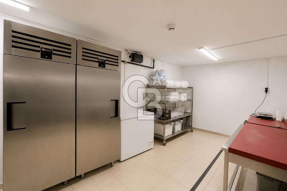 Forbes Caddesinde 300 m² Hazır Kurulu Devren Kiralık İşletme