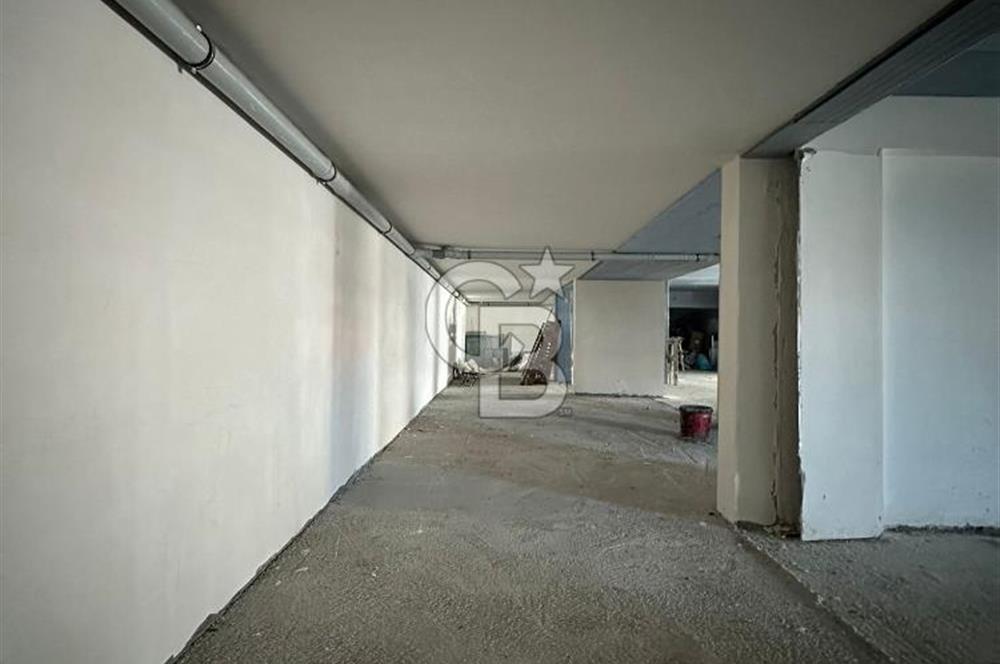 Market, Showroom, Kurumsal Firmalara Uygun 600M2 Kiralık Dükkan