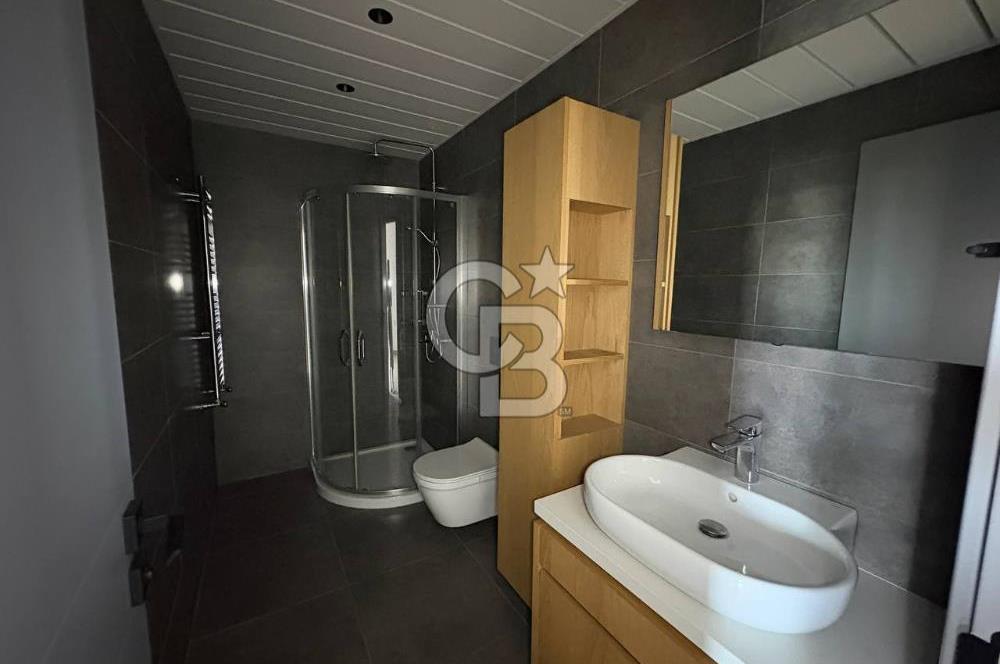 Ataşehir Modernde Büyük Tip Satılık 2+1 Daire