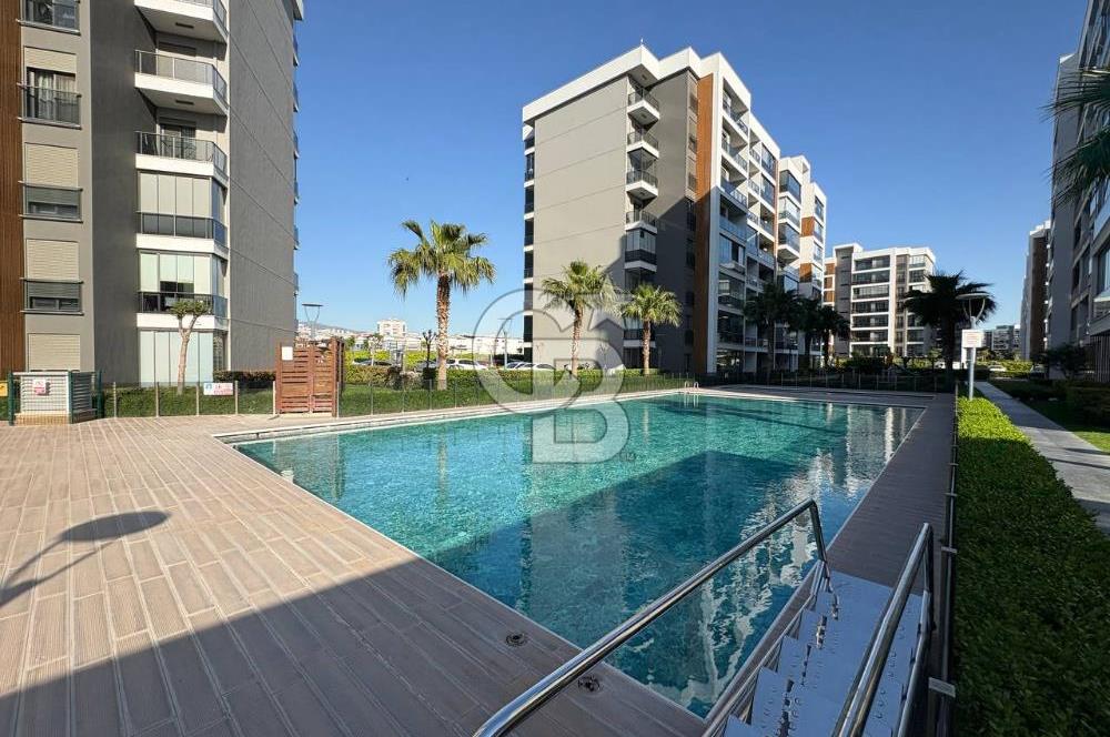 Ataşehir Modernde Büyük Tip Satılık 2+1 Daire
