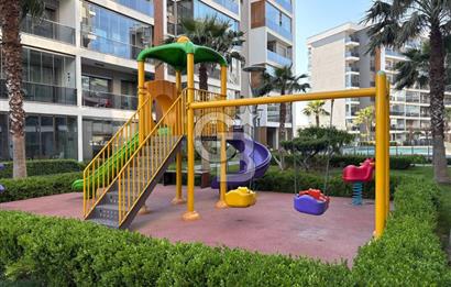 Ataşehir Modernde Büyük Tip Satılık 2+1 Daire