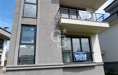 ŞİLE SAHİLKÖYDE SİTE İÇİNDE SATILIK VİLLA