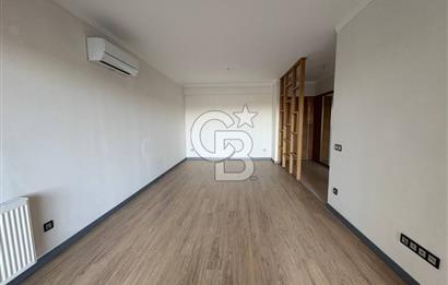 Ataşehir Modernde Büyük Tip Satılık 2+1 Daire
