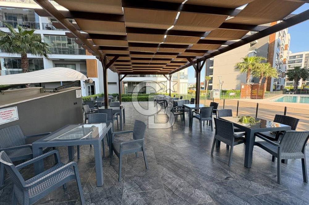Ataşehir Modernde Büyük Tip Satılık 2+1 Daire