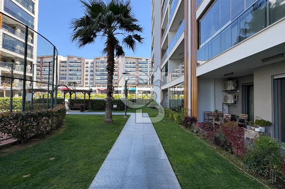 Ataşehir Modernde Büyük Tip Satılık 2+1 Daire