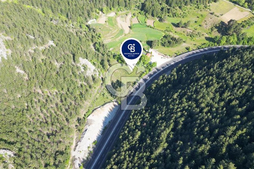 Muğla Ana Yola Cepheli Yüksek Görünürlüklü 2606 m2 Satılık Arazi