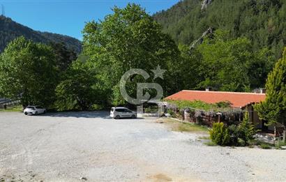 Muğla Ana Yola Cepheli Yüksek Görünürlüklü 2606 m2 Satılık Arazi