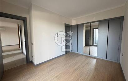 Ataşehir Modernde Büyük Tip Satılık 2+1 Daire