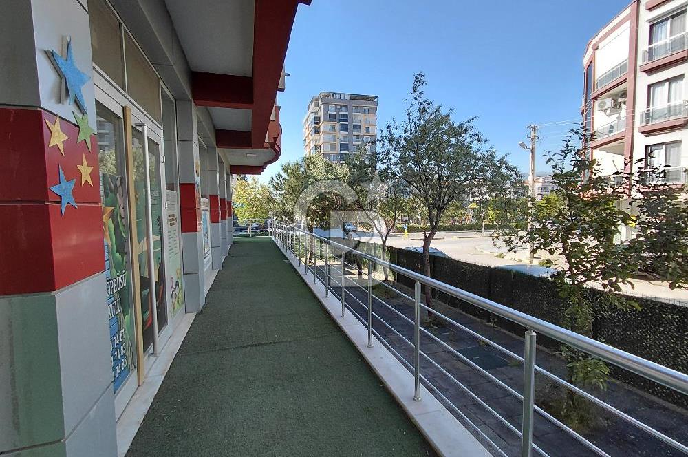 Cadde Üzeri Köşe Konum | Bahçeli Kurumsal Kiralık Dükkan