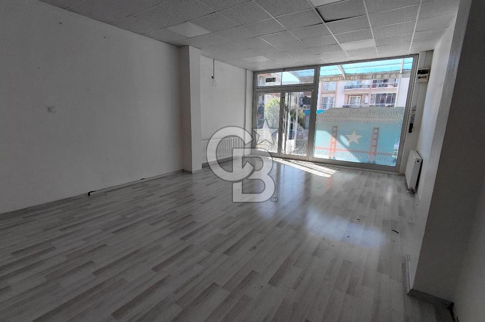 Cadde Üzeri Köşe Konum | Bahçeli Kurumsal Kiralık Dükkan