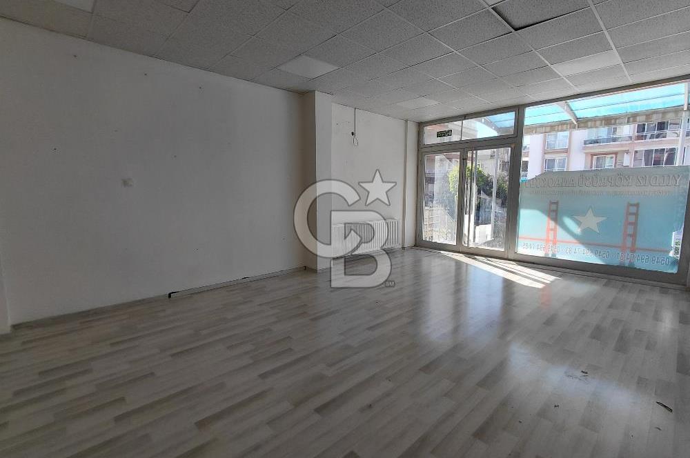 Cadde Üzeri Köşe Konum | Bahçeli Kurumsal Kiralık Dükkan